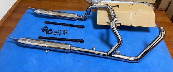 最終値下げ Harley-Davidson ハーレー ソフテイル FLSTS 左右出し マフラー ロケットフィン パン スタイル