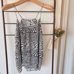 H&M キャミソール