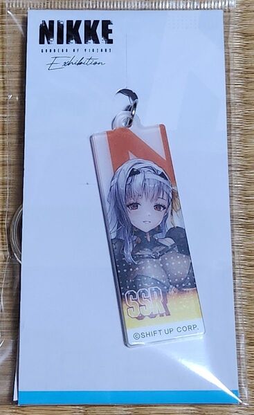 勝利の女神 NIKKE Exhibition アクリルキーホルダー ニケ