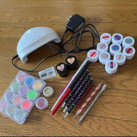 ジェルネイルセット LEDライトほか