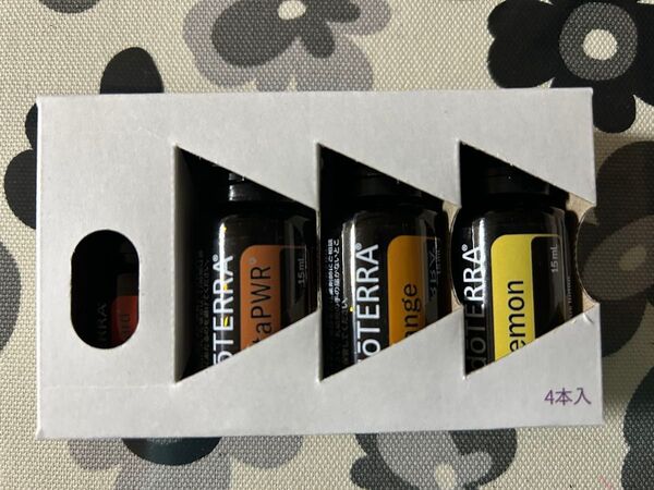 doTERRA オンガード、オレンジ、レモン、メタPWRのエッセンシャルオイル4本セット