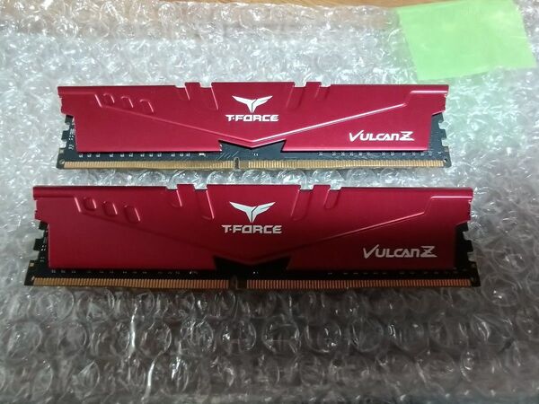 Team T-Force ValcanZ DDR4-3000 16GB(8GBx2枚)