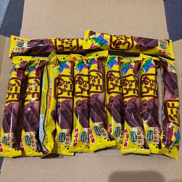 お菓子詰め合わせ!ギンビス しみチョココーン 12個 まとめ売り