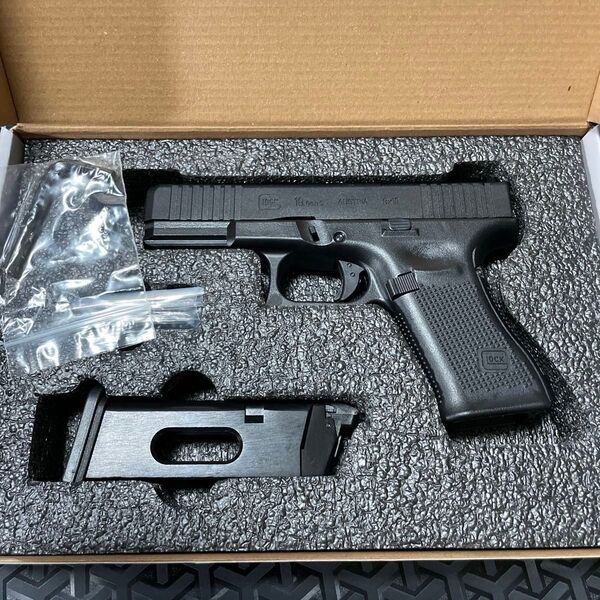 BATON GLOCK G19 Gen5 MOS CO2GBB(CO2ガスガン)対象年令18才以上
