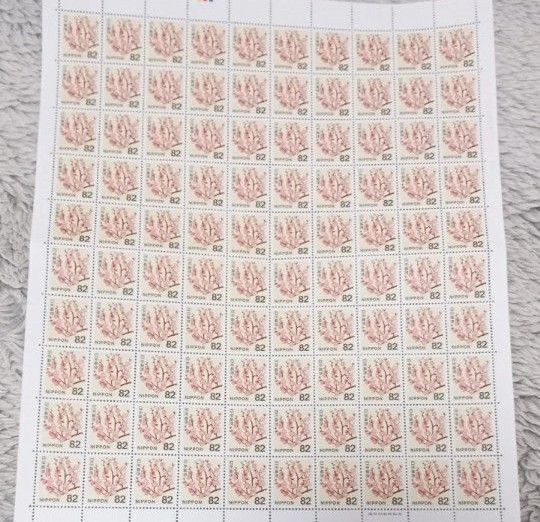 日本切手 梅の花 82円 × 100 (2014年発行)