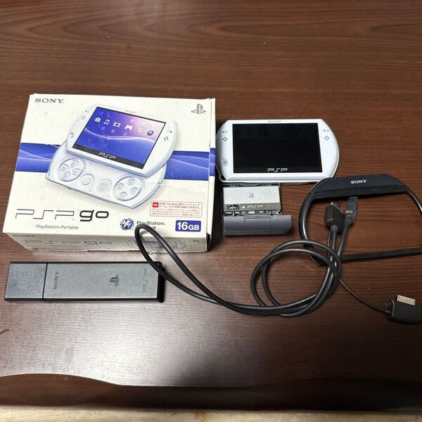 SONY PSP go プレイステーションポータブル ワンセグ 付き