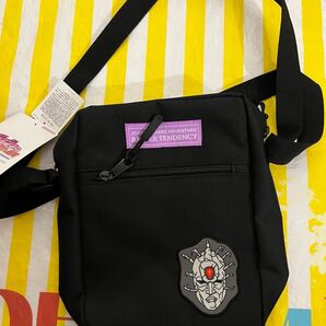 ジョジョの奇妙な冒険 アベイル コラボ 石仮面 ミニショルダーバッグ