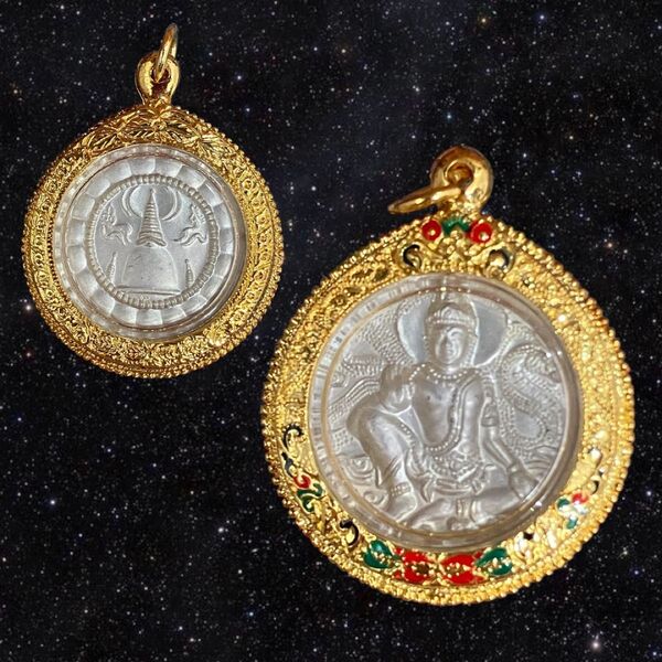 プラクルアン ナーガ仏&仏塔護符|アーチャン・シーワリ加持 守護・功徳・厄除け