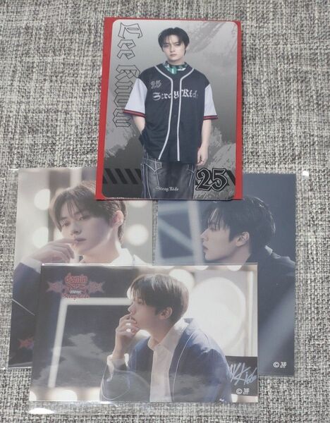 stray kids スキズ dominATEJAPAN スタジアム ランダムフォトカード リノ ステッカーつき