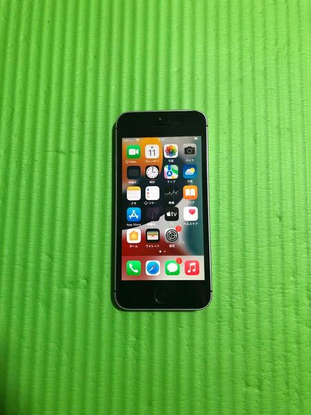 IphoneSE 32GB Space Gray SIMフリー