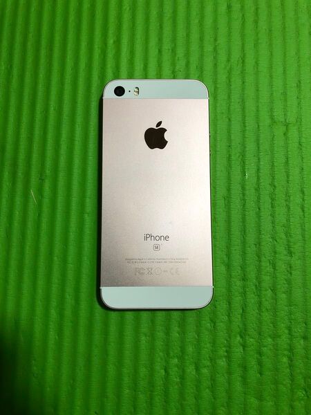 IphoneSE Rose Gold 32GB SIMフリーバッテリー81%