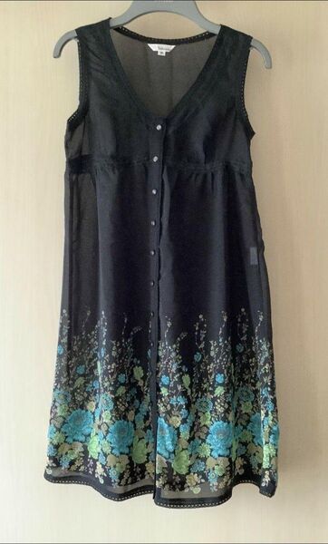 ★新品★ 黒 花柄 昭和レトロ柄 ワンピース シースルー