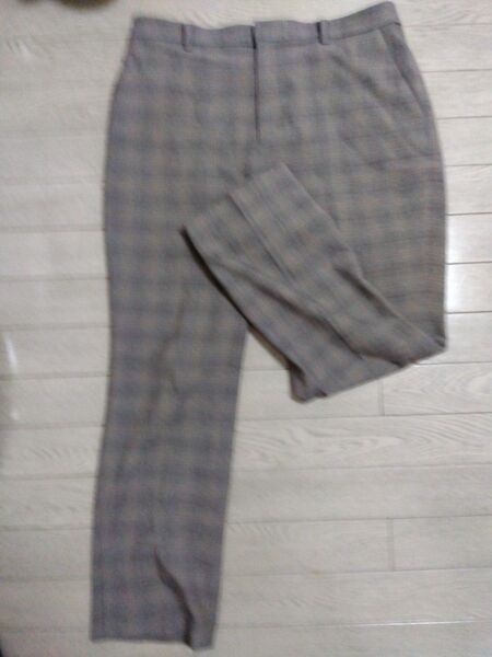 UNIQLO パンツ