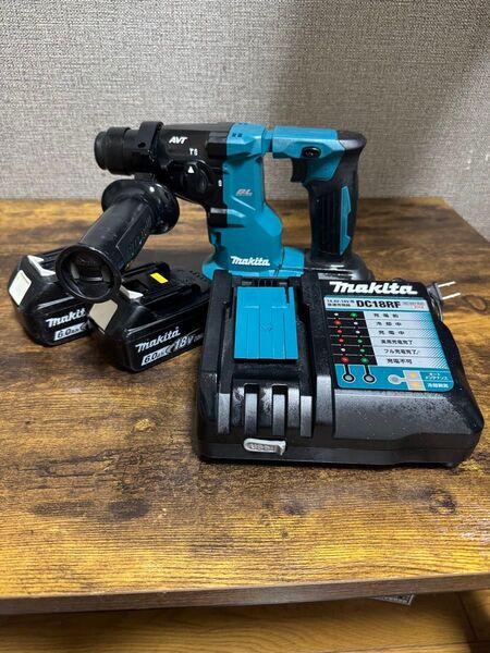 美品マキタハンマドリル・モデルHR183D 6.0Ahバッテリー2個&DC18RF急速充電器