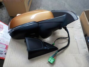  Volvo V60 FB original door mirror automatic type / turn signal / camera / wellcome lamp /BLIS/ tweeter attaching right 