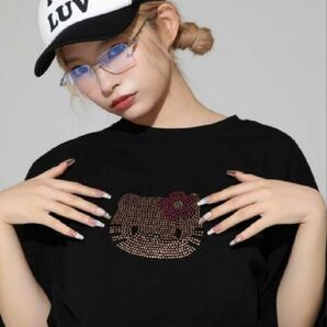 SPINNS ハローキティ 日焼けキティ ラインストーンTシャツ ブラック