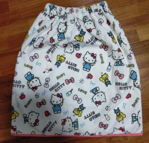 ハローキティ 防水巻きタオル 子供用