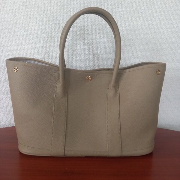 美品 GRANDE GRACE 本革トートバッグ シボ革 フォーマル 通勤