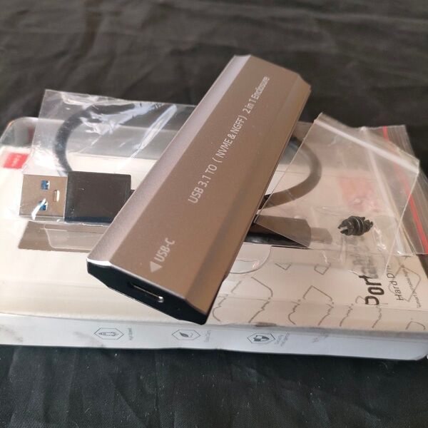 ポータブルSSDケース(NGFF,NVME両対応)高速10Gbps対応