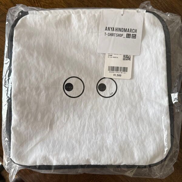 ユニクロ ANYA HINDMARCH スクエアポーチ ホワイト 新品未使用 アニヤハインドマーチ