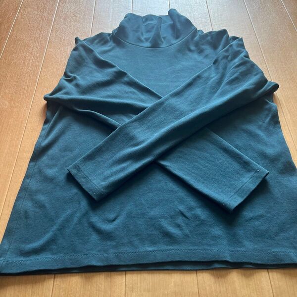 ユニクロ スムースストレッチコットンタートルネックTシャツ M ダークグリーン