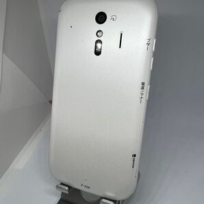 【SIMフリー】F-42A らくらくスマートフォン