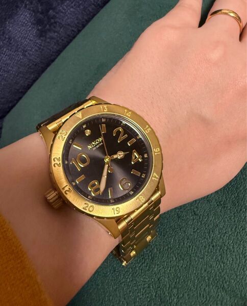 NIXON ニクソン 腕時計 38-20 ゴールド×ブラック