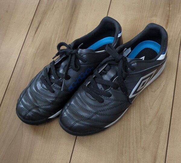 umbro サッカーシューズ 21センチ トレーニングシューズ トレシュー 練習 人気