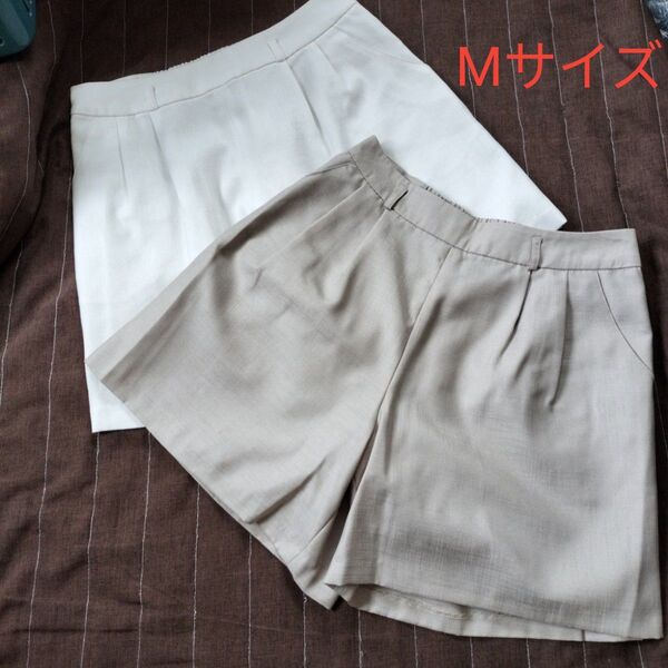 プリーツキュロット ベージュ ホワイト ショートパンツM
