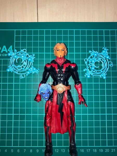 マーベルレジェンド アダム・ウォーロック