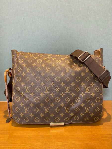 LOUIS VUITTON ルイヴィトン ショルダーバッグ アベス M45257 モノグラムキャンバス
