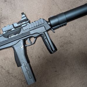 KSC ガスブローバックマシンガン B&T MP9 OH済み
