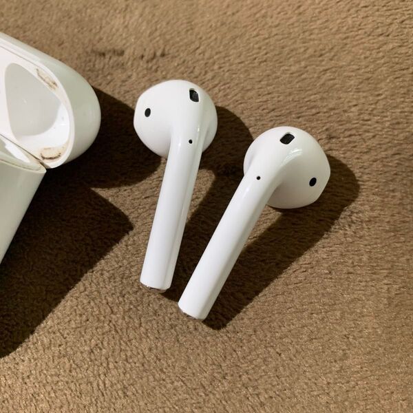 Apple Airpods 2 左のみ 充電ケース付き