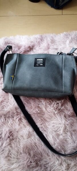 moz モズ ショルダーバッグ