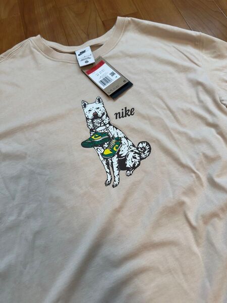新品未使用 NIKEナイキ Tシャツ L(ウィメンズ)