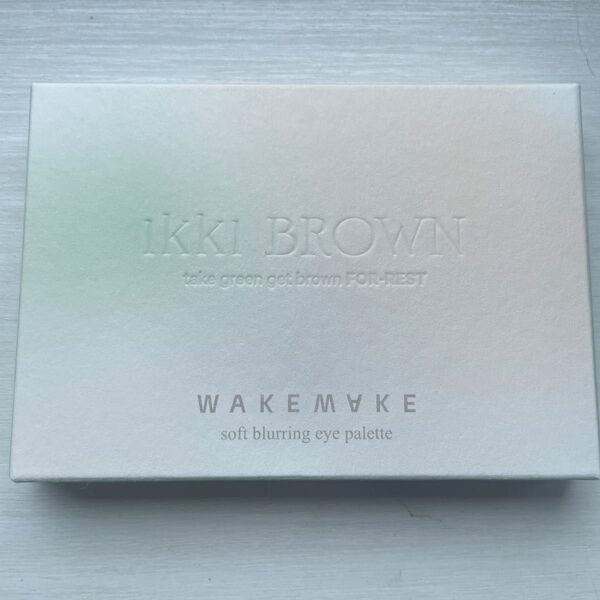 WAKEMAKE IKKI BROWN FOREST アイシャドウパレット 未使用