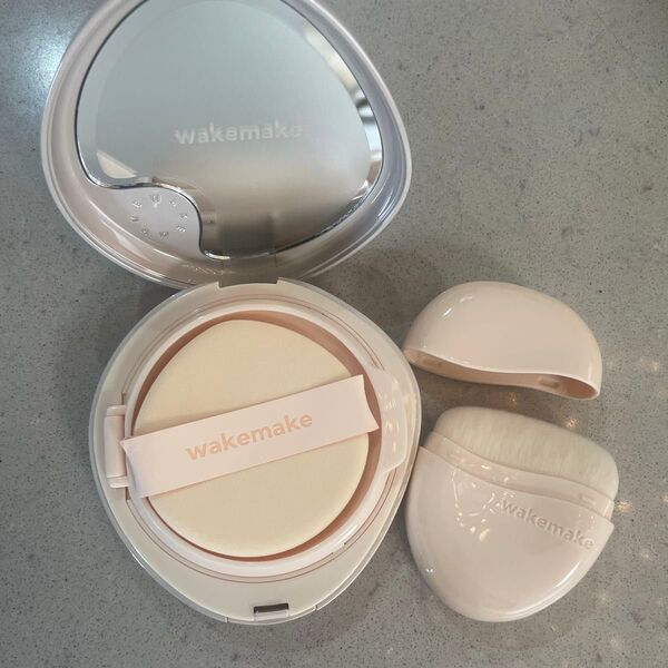 WAKEMAKE クッションファンデーション 21N IVORY