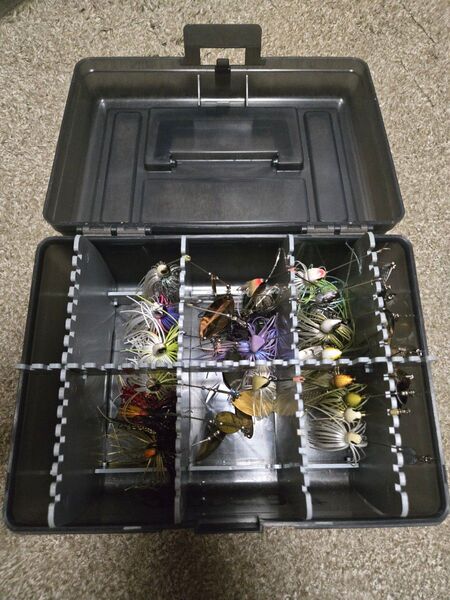【バス釣り 引退セット】スピナーベイト大量 専用box付 18個セット