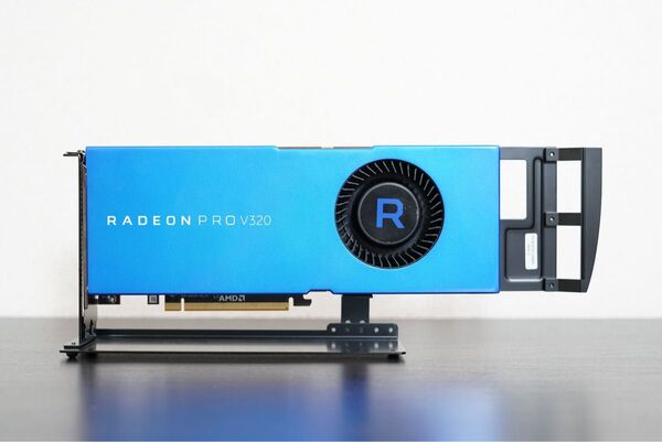 AMD Radeon Pro V320 8GB WX8200化済み