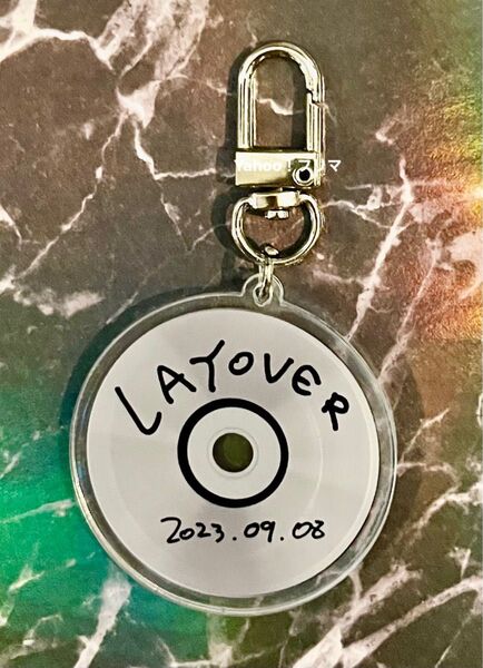 BTS テヒョン テテ V LAYOVER アクリル キーホルダー