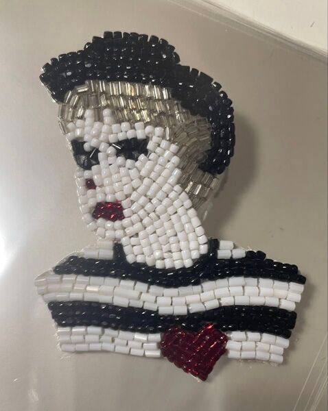 Marianne Batlle ビーズ刺繍ブローチ 2013/14