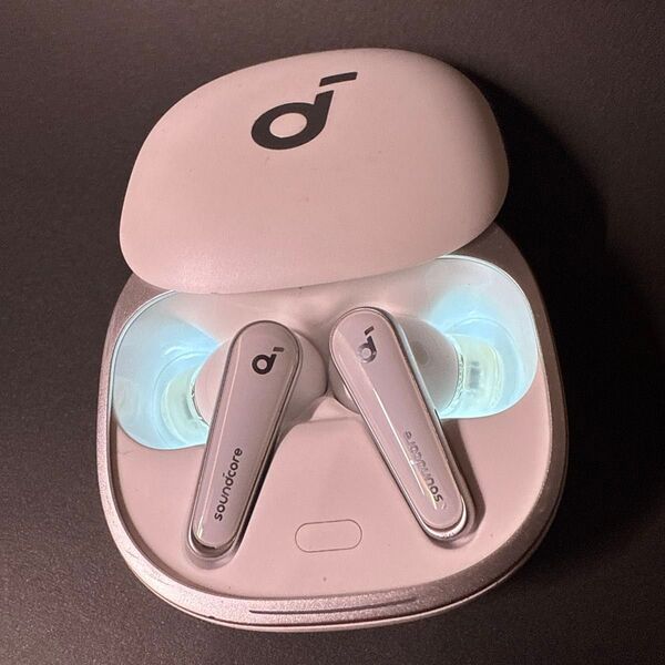 Soundcore Liberty 4 ホワイト ワイヤレスイヤホン 完動品