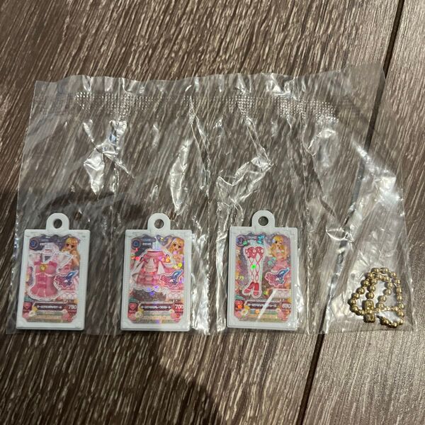 アイカツ ガチャガチャ オーロラキスコーデ
