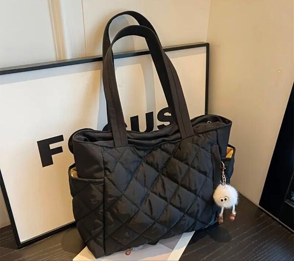 キルティング トートバッグ ハンドバッグ 黒 軽量 A4 人気 韓国 オシャレ 大容量 可愛い 黒 ブラック マザーズバッグ