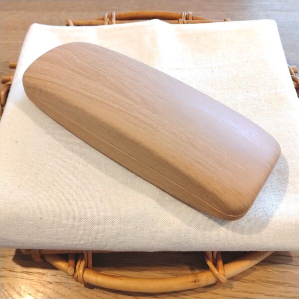 【新品未使用】メガネケース 木目調 ライトブラウン 眼鏡 ハードケース シンプル ナチュラル