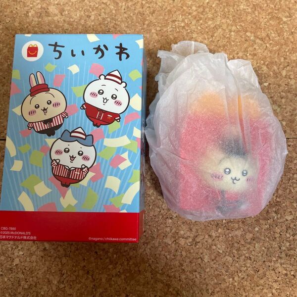 ちいかわ うさぎ マック マクドナルド ハッピーセット うさぎのシールディスペンサー