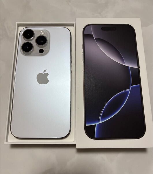 Apple iPhone 14 Pro シルバー