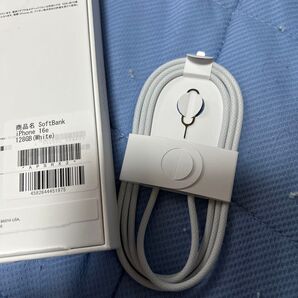 iPhone 16e 128GB (White) SoftBank 付属品