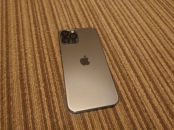 iPhone 12 Pro 128GB docomo SIMフリー
