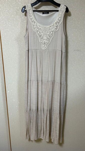 ノースリーブワンピース ロング レース ベージュ マキシ丈